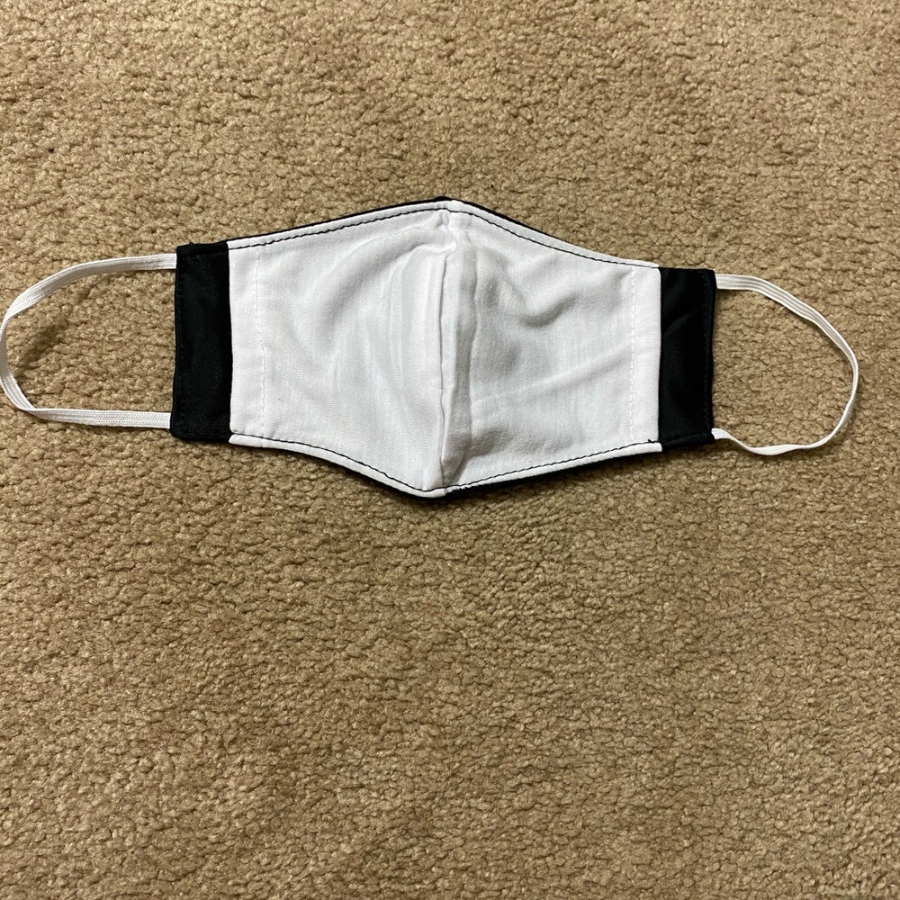 Face mask - Picture 2 of 5